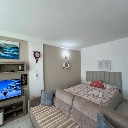 Beach Studio Durres Seaview Eksteriør billede