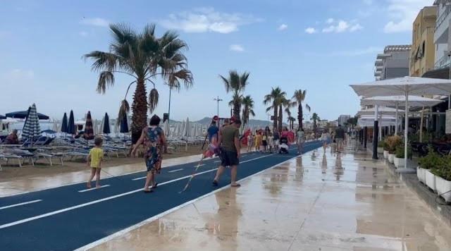 Beach Studio Durres Seaview Eksteriør billede